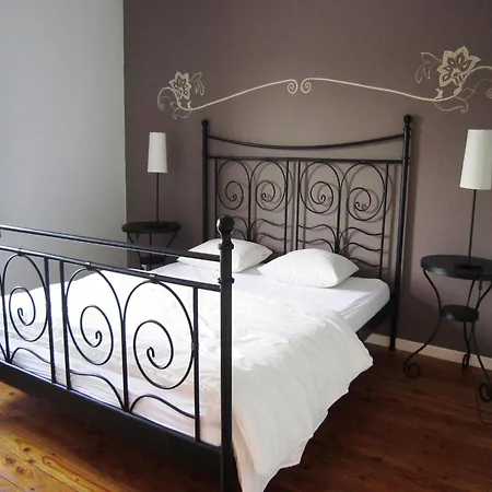 Charming Ardennes Getaway, Cleaning Included בית נופש