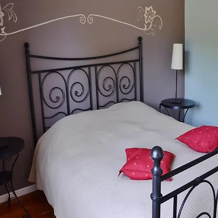 Charming Ardennes Getaway, Cleaning Included בית נופש *